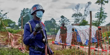 Ebola patients flee in attacks on Congo health facilities