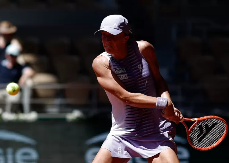 Swiatek reaches French Open round three 12 - Egyptian Gazette Swiatek reaches French Open round three 11 - Egyptian Gazette