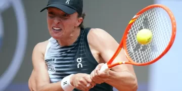 Swiatek advances in Italian Open