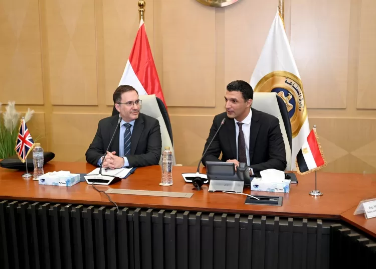 Egypt, UK keen to boost industrial co-operation 12 - Egyptian Gazette