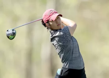 Lee edges ahead at Mizuho Open