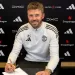 Carrick to continue as Man Utd coach