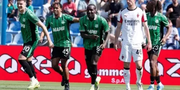 Milan stumbles in CL race
