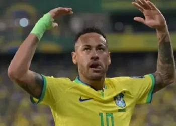 Brazil names Neymar for W. Cup