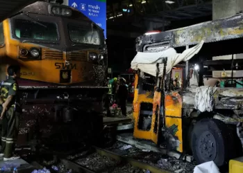 8 dead, 32 injured in Thailand after freight train hits bus