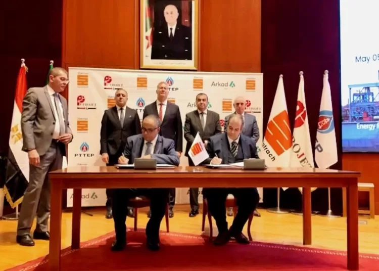 Egypt, Algeria sign oil supply agreement 10 - Egyptian Gazette