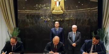 Egypt signs $900m aluminum expansion deal
