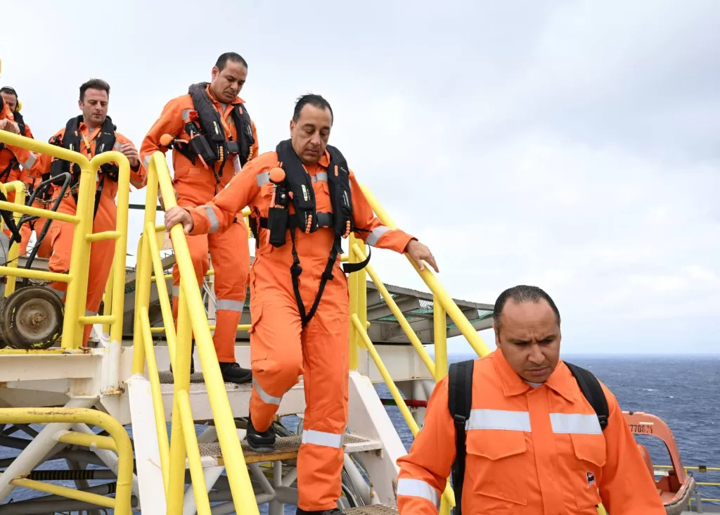 PM inspects drilling rig Al-Qaher-II after major gas find 16 - Egyptian Gazette