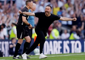 De Zerbi leads Spurs survival push