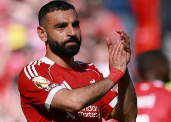 Salah, Guardiola exit as Spurs battle EPL drop