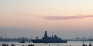 UK deploys warship to ME with eye on potential Hormuz mission