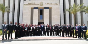 Egypt launches advanced leadership program for tourism, antiquities officials