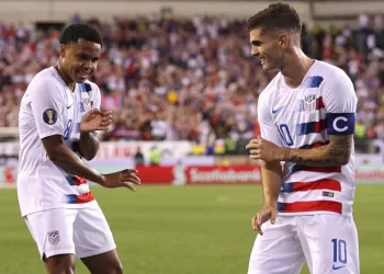 US golden generation lifts W. Cup hopes