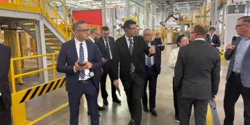 Cairo, Moscow seek to expand industrial, investment ties 1 - Egyptian Gazette Russia