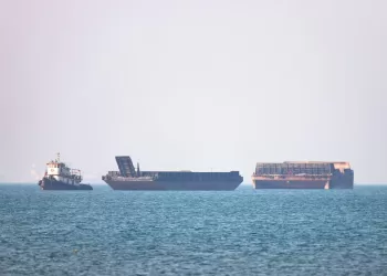 Middle East truce in doubt amid US-Iran Strait of Hormuz tensions