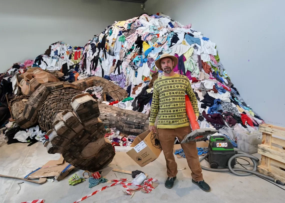 trolls, recycle, museum