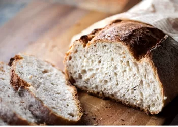 5,300-year-old Iceman’s gut yeast bakes surprise sourdough