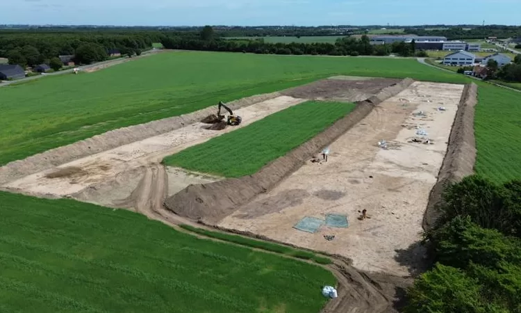 Archaeologists find huge Viking textile production site in Denmark 12 - Egyptian Gazette Archaeologists find huge Viking textile production site in Denmark 11 - Egyptian Gazette