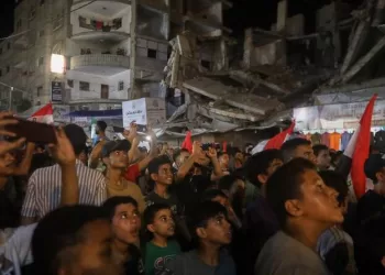 Gazans watch World Cup from ruins