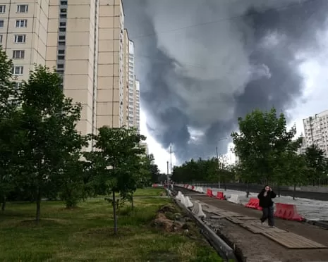 Ukraine hits Moscow oil refinery 13 - Egyptian Gazette Ukraine hits Moscow oil refinery 12 - Egyptian Gazette
