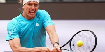 Zverev into French Open last-four