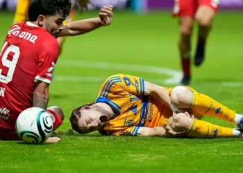 Canada loses Flores ahead of W. Cup