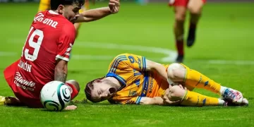 Canada loses Flores ahead of W. Cup