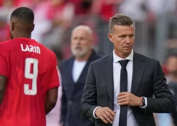 Marsch mixed on Canada performance