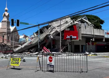 Earthquake of magnitude 7.8 strikes off southern Philippines, 15 feared killed