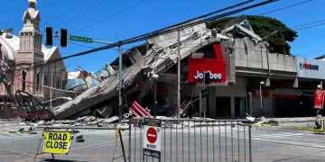 Earthquake of magnitude 7.8 strikes off southern Philippines, 15 feared killed