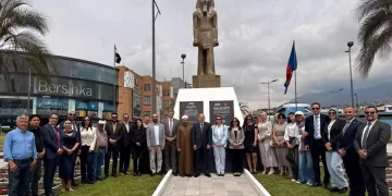Egypt Square in Quito reopens following renovation