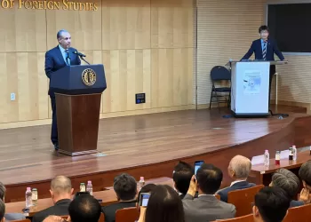 FM highlights regional diplomacy, expanding economic partnership with South Korea