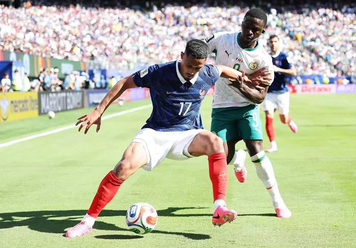 France’s Saliba battles pain at W. Cup 12 - Egyptian Gazette France’s Saliba battles pain at W. Cup 11 - Egyptian Gazette