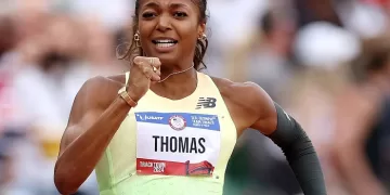 Gabby claims 200m with world-best time 1 - Egyptian Gazette Gabby claims 200m with world-best time