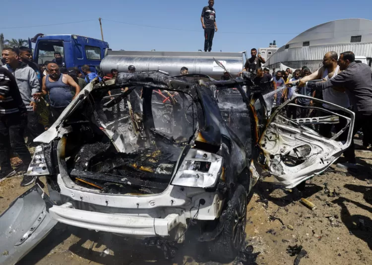 Israeli fire kills four people in Gaza, medics say 12 - Egyptian Gazette