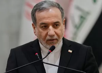 Iran FM warns Hormuz challenges will raise tensions