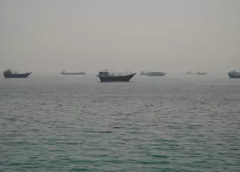Trump: Iran war deal near amid ongoing Hormuz tensions