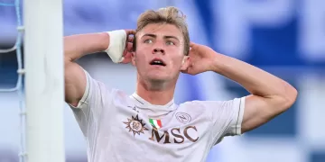 Napoli sign Hojlund from Man United