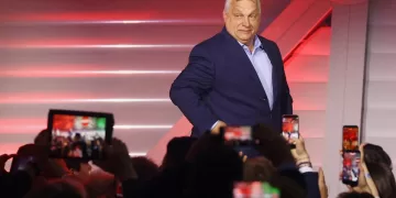 Hungarian parliament rules out Orban return