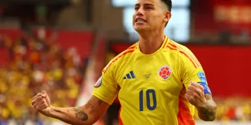 Rodriguez starts as Colombia return to World Cup