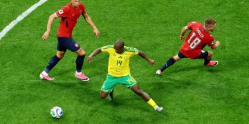 South Africa snatches late draw against Czechs