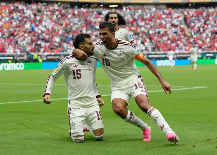 Spain wins World Cup group, beating Uruguay 1-0 11 - Egyptian Gazette