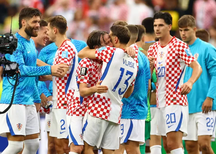 Vlasic header sends Croatia into World Cup knockouts 12 - Egyptian Gazette Vlasic header sends Croatia into World Cup knockouts 11 - Egyptian Gazette