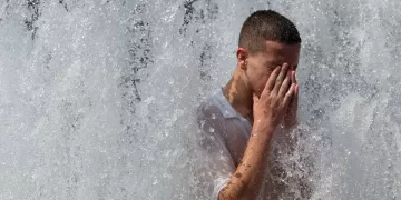 Italy, Balkans endure heatwave, US faces soaring temperatures