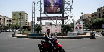 Mediators set up de-escalation channels ahead of US-Iran talks, source says