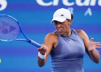 Keys, Ostapenko into Eastbourne semis