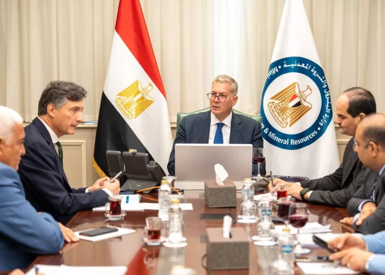Gov’t discusses gas output expansion with Eni 11 - Egyptian Gazette