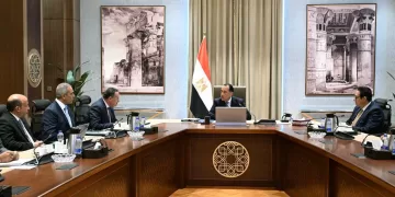 Gov’t reviews development plan for Qasr El Aini hospitals