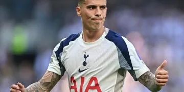 Pedro signs Spurs extension 1 - Egyptian Gazette Pedro signs Spurs extension