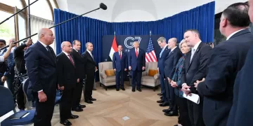 Sisi, Trump meet in Evian, agree to boost strategic partnership